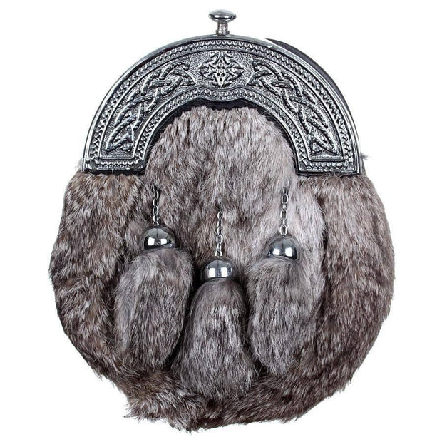 Juhlasporran – harmaa kaninturkis ja kelttisolkikoriste, kromiviimeistely