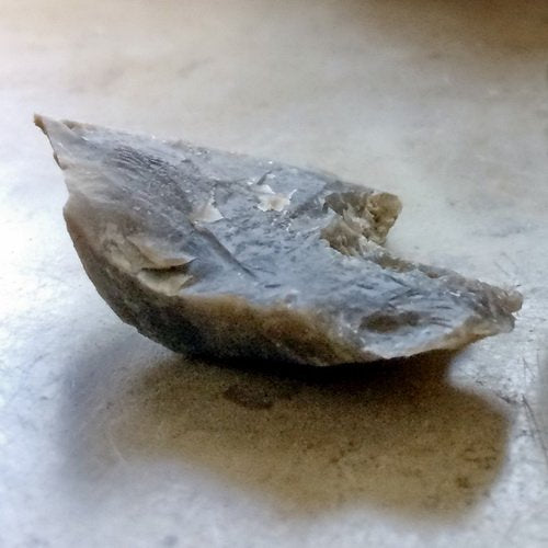 Pieni piikivi, n. 3 x 2 x 1 cm