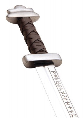 Seax, riimukoristeltu