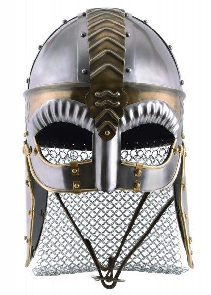 Beowulf kypärä poskisuojilla ja niskaa suojaavalla rengaspanssarilla