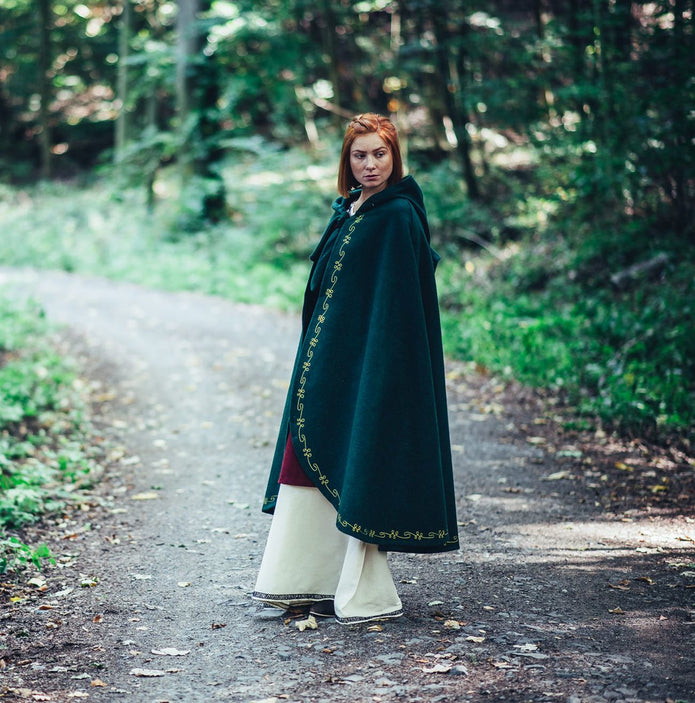 Viitta Asidis, käsin koristeltu villaa